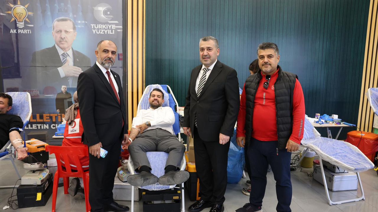 Ak Parti’den kan bağışı kampanyası