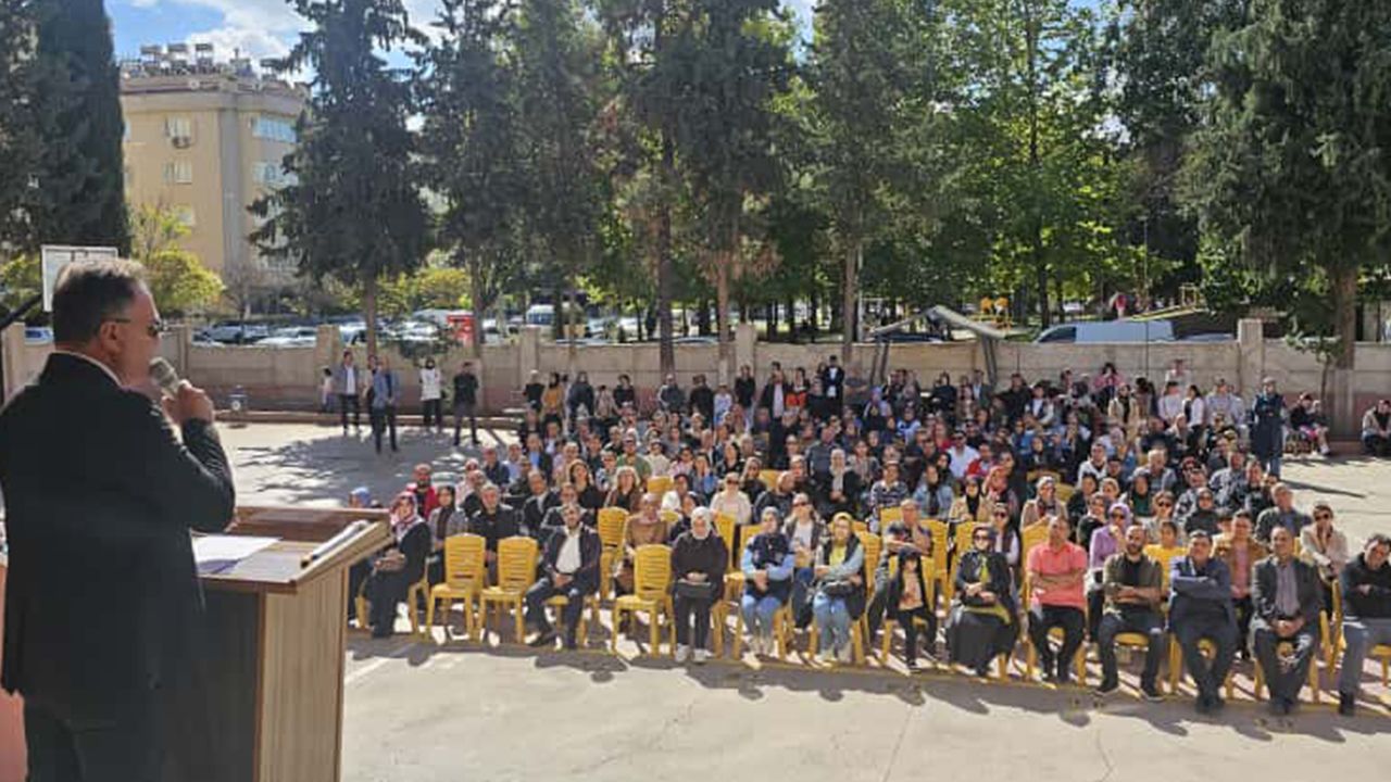 Böyle olur Okul Müdürü