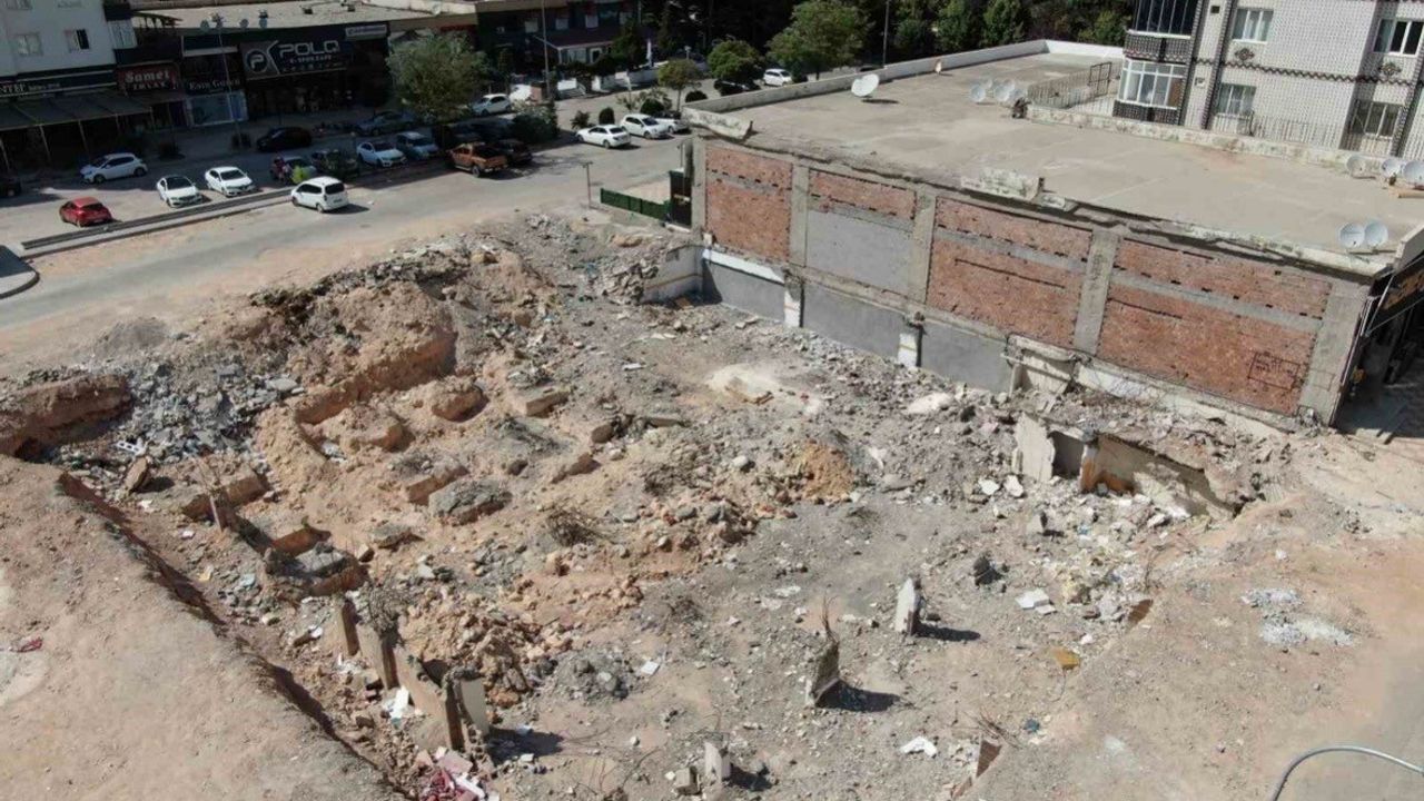 Emre apartmanı davasında tahliye