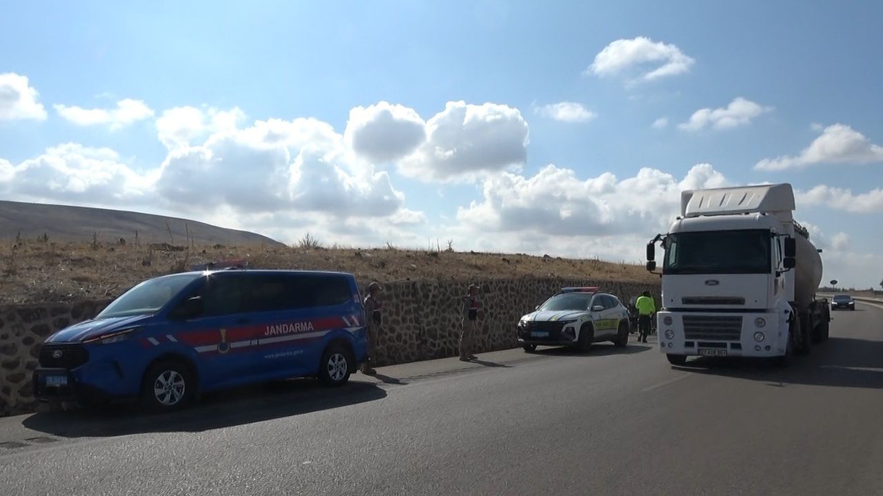 Karayolunda motosiklet kazası