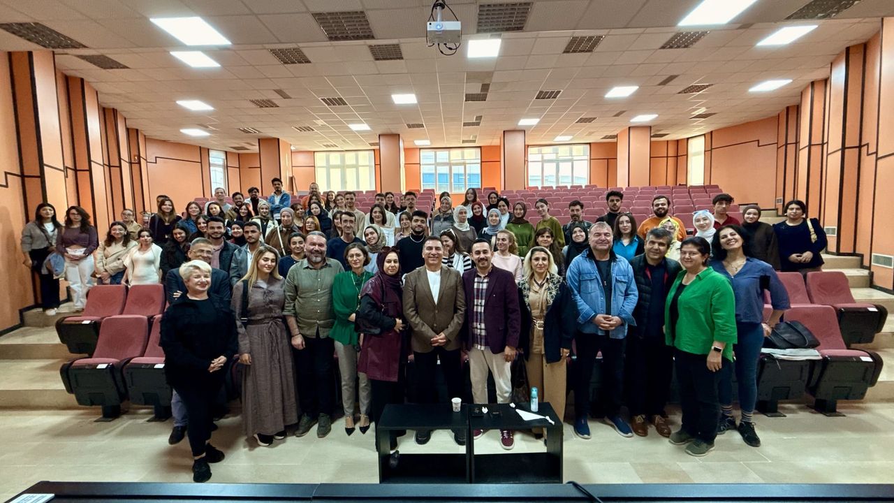 Namık Baydar'dan Üniversitede hayat ders