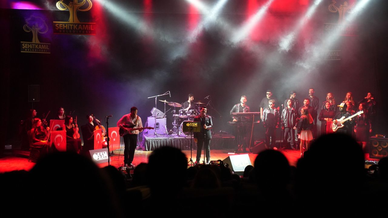 Şehitkamil’de cumhuriyet coşkusu