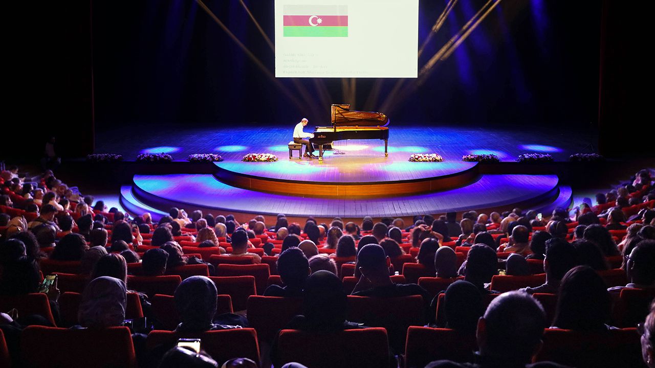 Türk Dünyası piyanistleri buluştu
