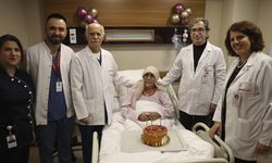 111’nci yaşını hastanede kutladı