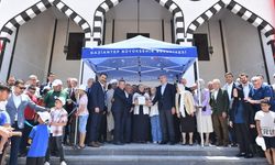 Karşıyaka Merkez Camii açıldı