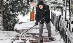 Gaziantep'e Lapa Lapa Kar Geliyor! Meteoroloji Saat Verdi