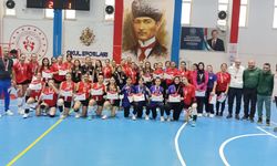 Voleybol’un şampiyona Aykanat