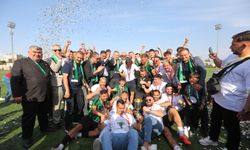 Kilis Belediyespor kupasını aldı