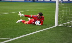 Sokratis dünyaları kurtardı