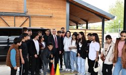 Tahmazoğlu gençlerle buluştu