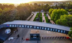 Üniversitede bahar şenliği coşkusu