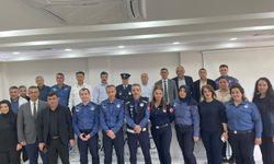 Adnan Demirezer törenle emekli oldu