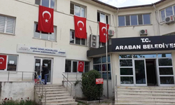 Yıkılan caminin yerini satılığa çıkarttılar