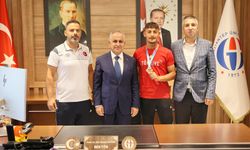 GAÜN'lü Engin Dünya üçüncüsü