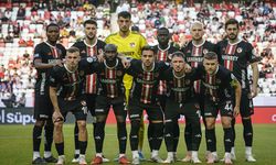 Futbolcusuna en çok şans veren 3. takımız