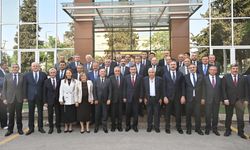 İş dünyasını dinledi