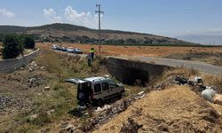 Köprüden düşen araç korkuttu