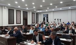 Şehitkamil meclisinde aynı senaryo