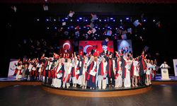 Hukuk Fakültesi Mezunlarını uğurladı