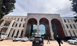 Valilik yeni binada hizmete başladı