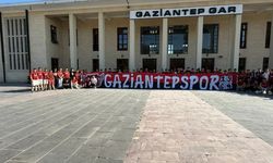 Yılmaz'dan taraftara deniz jesti