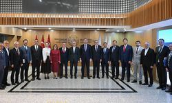 Ankara'dan eli dolu döndüler
