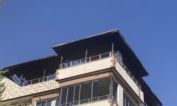 Apartmanın terasında yangın çıktı
