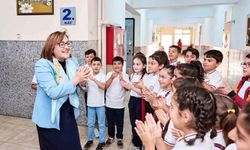 Eğitim'de yüzler gülüyor