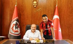 Melih Kabasakal imzayı attı