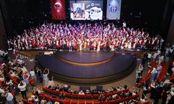 Mezunlara duygusal uğurlama