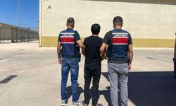 Silahlı yağma suçundan aranıyordu