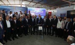 Aynı sofrada oturacağız