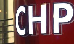 CHP’de iki istifa birden