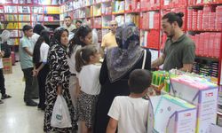 - Kırtasiyelerde okul alışverişi yoğunluğu