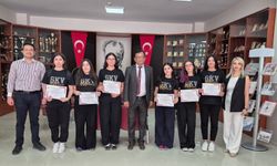 Liseli öğrenciler gururlandırdı