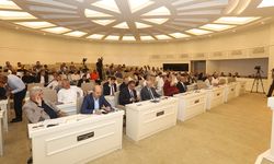 Büyükşehir meclisinde gerginlik