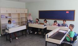 Meslek aşkı öğrencilerine örnek oluyor