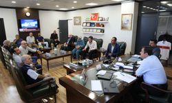 Açık kapıda buluştu