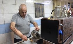 Bakırcılar Çarşısı'nın tarihi çaycısı