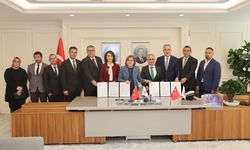 GAÜN ile akademik imza