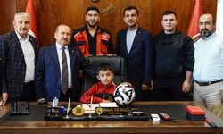 Depremzede Hasan'a, Yılmaz'dan büyük jest