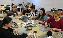 Ayakkabıda imdada kadınlar yetişti