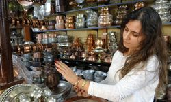 Bakır bileklikler moda oldu