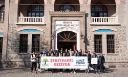 Başkan gençleri Ankara’ya gönderdi