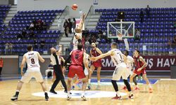 Basketbolda yara aldık 89-70