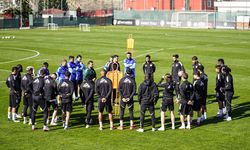 Burak Hoca beyin yıkıyor