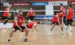 Efeler’den Galatasaray'a gözdağı