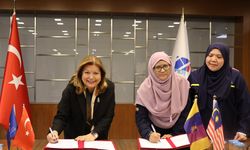 Malezya ile imzalar atıldı