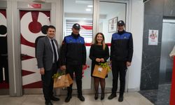 Şehitkamil’de öğretmelere çiçek