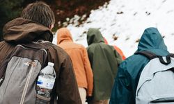 Su İtici Kumaş Nedir? Su İtici Montlara Dair Merak Edilenler